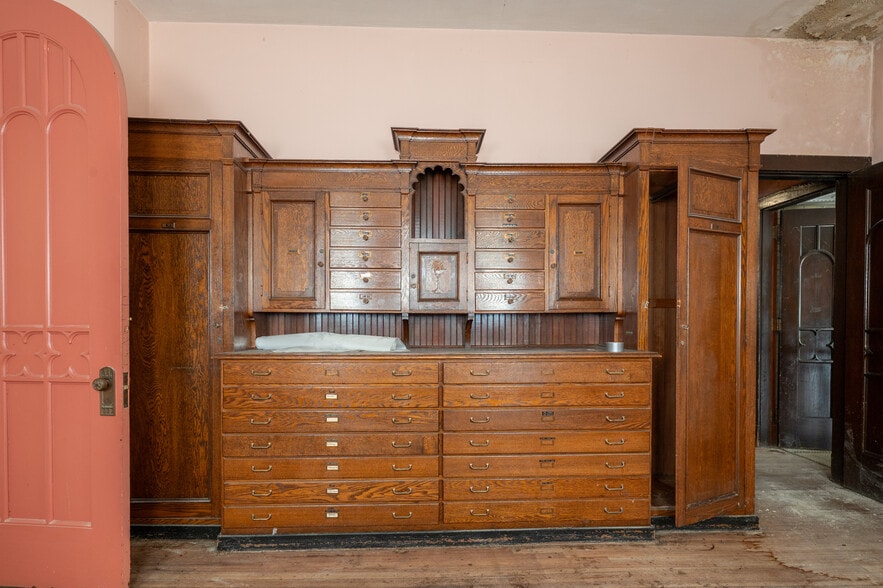 More Photos Of 85 Pulaski St, Torrington Religious Facility For Sale