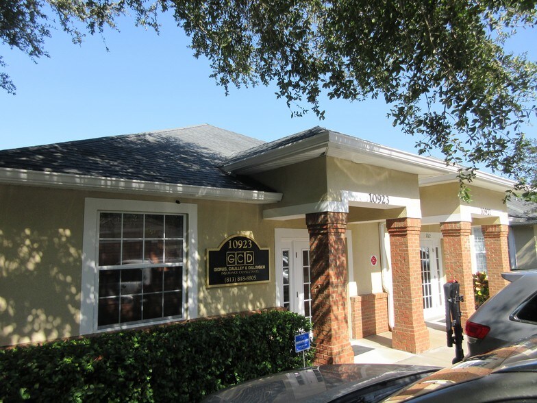 More Photos Of 10921 Countryway Blvd, Tampa Medical For Lease