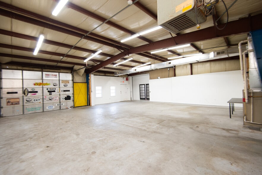 More Photos Of 2934 Ocean Gtwy, Cambridge Freestanding For Sale