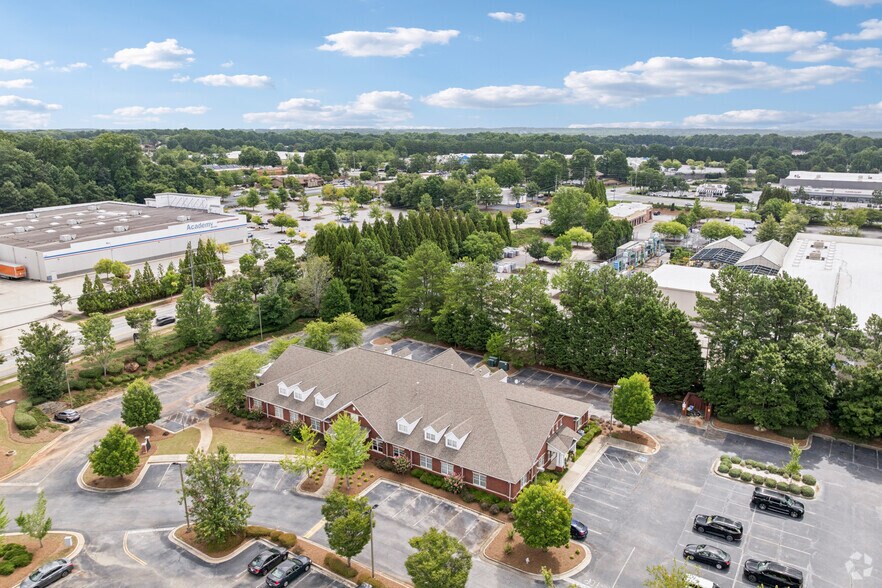 More Photos Of 1553 Janmar Rd, Snellville Medical For Lease