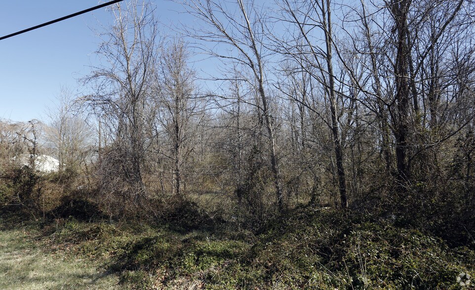 More Photos Of 1066 Old Churchmans Rd, Newark Land For Lease