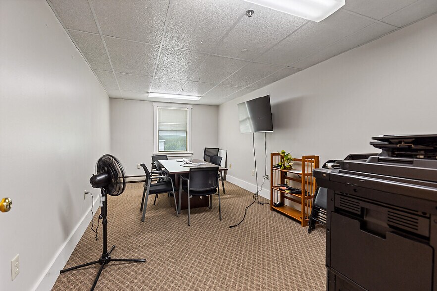 More Photos Of 323 State St, Augusta Office Residential For Sale