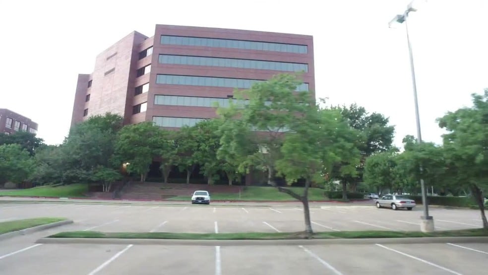 Primary Photo Of 909 E Southeast Loop 323, Tyler Office For Sale