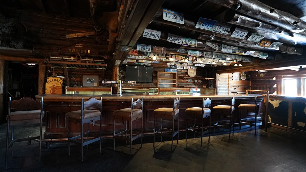 More Photos Of 3404 E Route 66, Flagstaff Freestanding For Sale