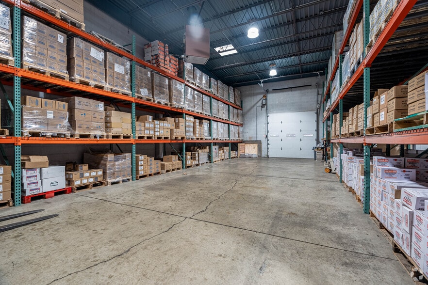 More Photos Of 8 Industrial Pky, Ringwood Warehouse For Sale