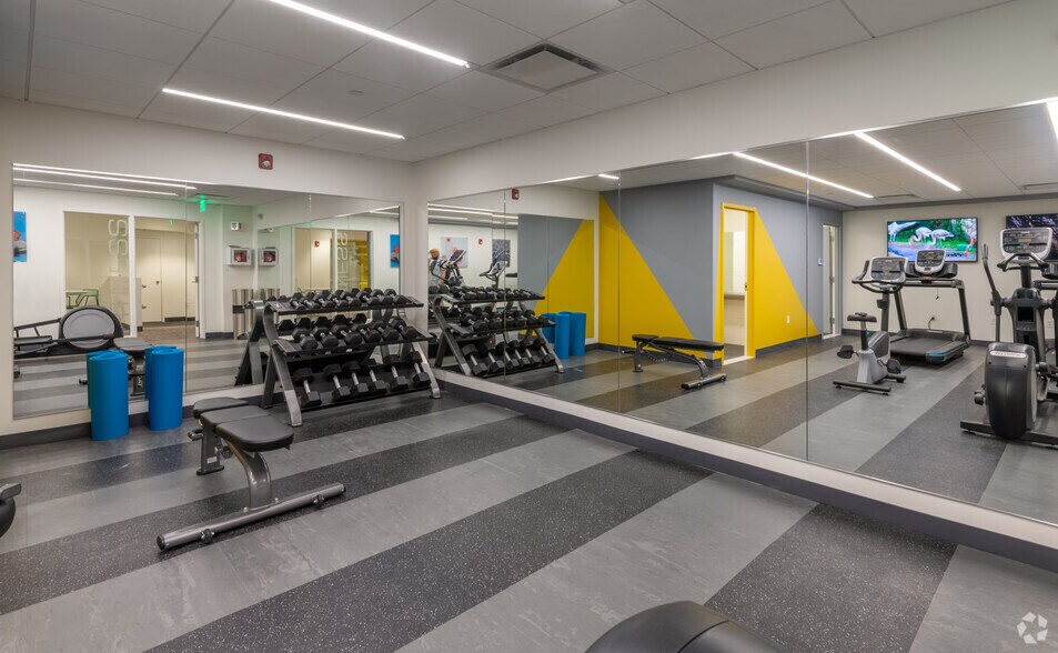 More Photos Of 15 Court Sq, Boston Office For Lease