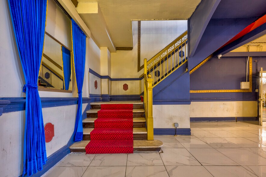 More Photos Of 5670 58th St, Flushing Lodge Meeting Hall For Sale