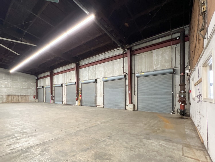 More Photos Of 7649 Townsend Pl, New Orleans Warehouse For Lease