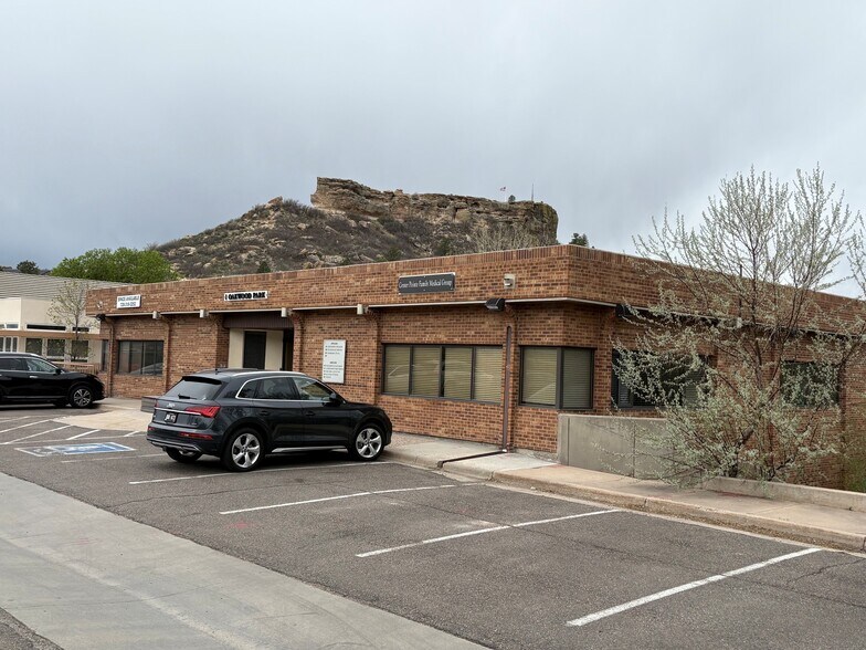 More Photos Of 1 Oakwood Park, Castle Rock Medical For Lease