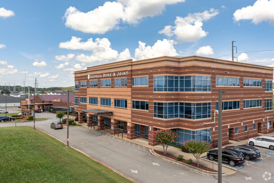 Primary Photo Of 15 Medical Dr, Cartersville Medical For Lease