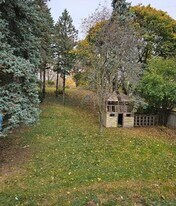 More Photos Of 1154 Queens Blvd, Kitchener Land For Sale