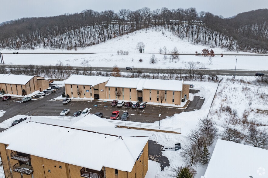 More Photos Of 401 Smith Dr, Cranberry Medical For Lease