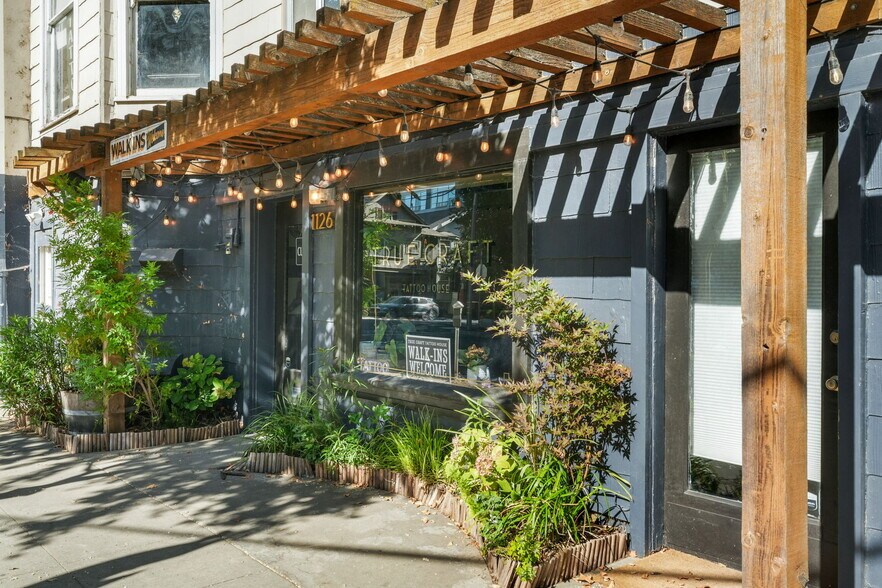 More Photos Of 1729-1731 L St, Sacramento Storefront Retail Office For Sale