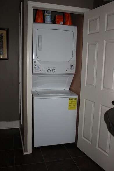 More Photos Of 1292 N Highland Ave, Jackson Office Residential For Lease