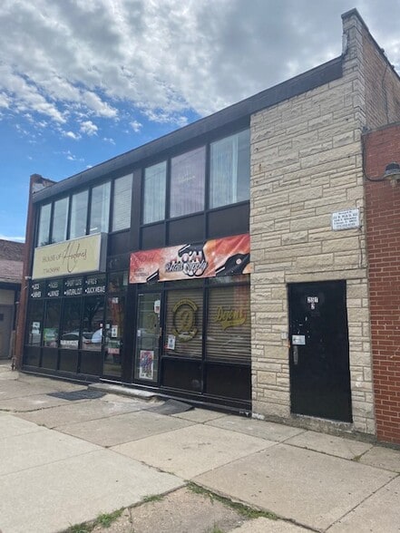 More Photos Of 251-253 W 95th St, Chicago Storefront Retail Office For Lease