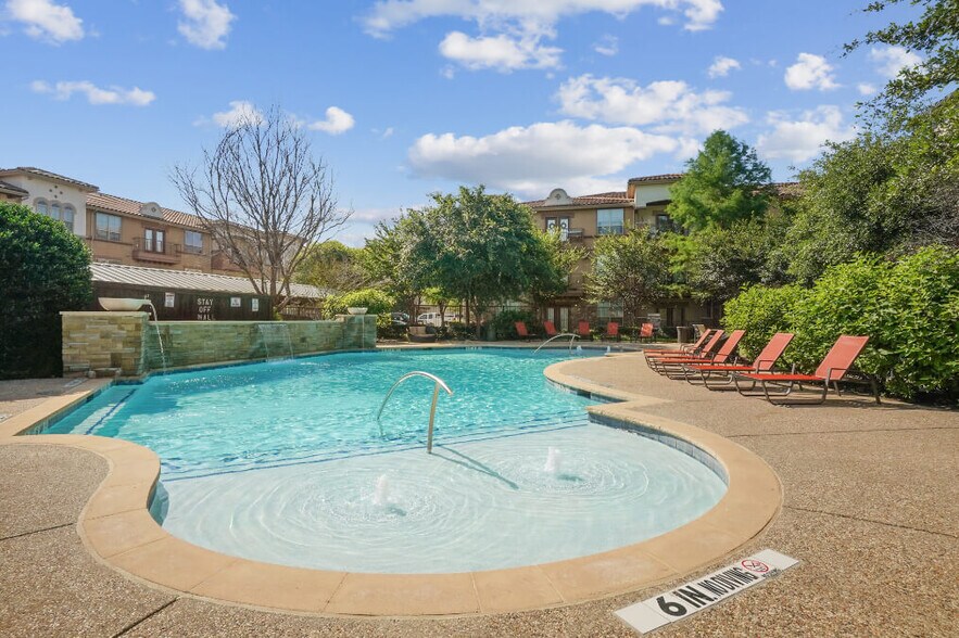More Photos Of 1601 E Debbie Ln, Mansfield Apartments For Lease