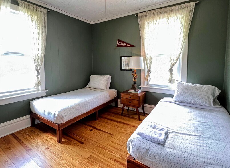 More Photos Of 42-50 Stoney Clove -1, Hunter Apartments For Sale