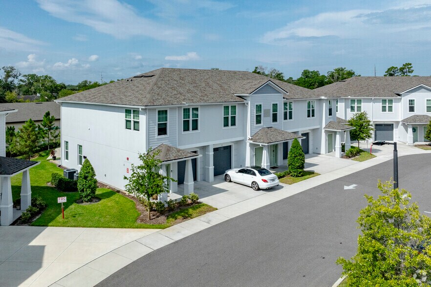 More Photos Of 2841 Enterprise Rd, Debary Apartments For Sale