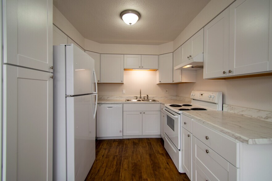 More Photos Of 715-719 16th St SW, Loveland Apartments For Sale