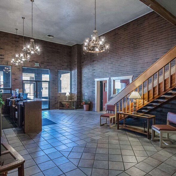 More Photos Of 261 Bear River Dr, Evanston Hotel For Sale