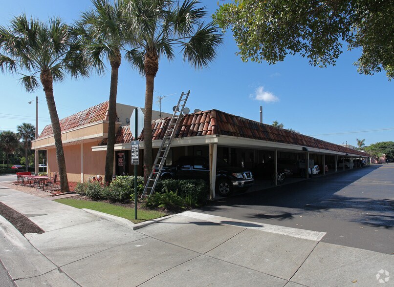 More Photos Of 831-897 E Palmetto Park Rd, Boca Raton Unknown For Lease