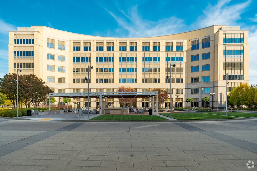 More Photos Of 1950 University Ave, East Palo Alto Unknown For Lease