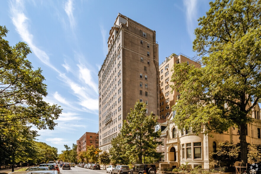 More Photos Of 9 Prospect Park W, Brooklyn Apartments For Sale