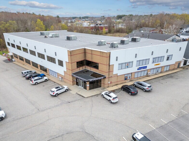 More Photos Of 920 Lafayette Rd, Seabrook Unknown For Sale