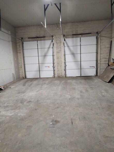 More Photos Of 18630 Woodfield Rd, Gaithersburg Warehouse For Lease