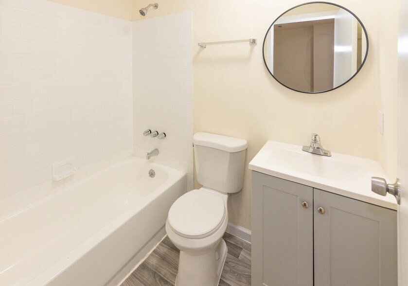 More Photos Of 2100-2102 Maryland Ave, Baltimore Apartments For Sale