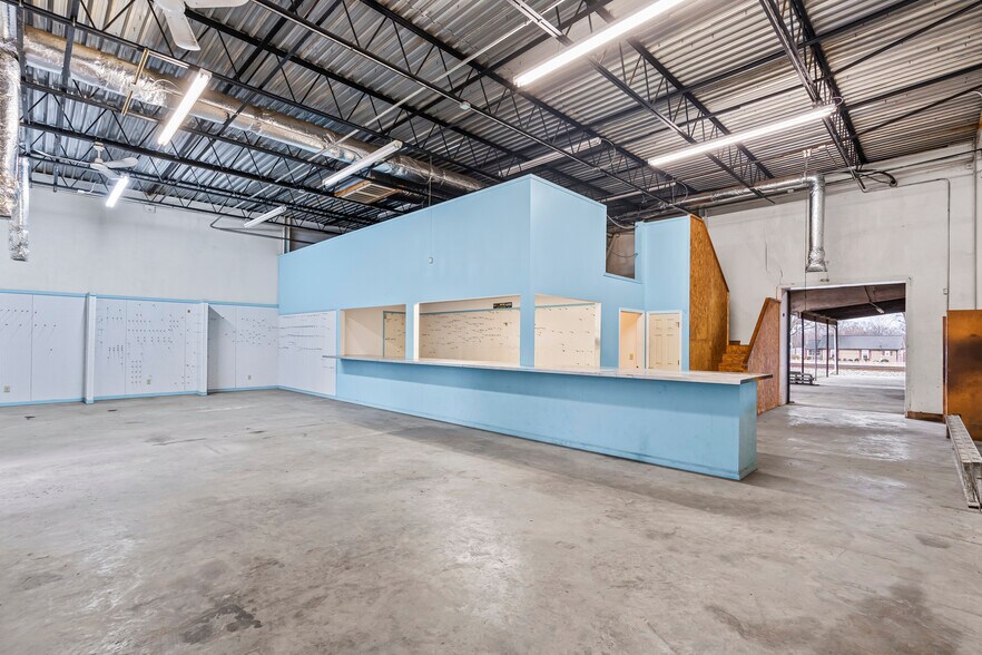 More Photos Of 1906 N Main St, Kannapolis Industrial For Sale