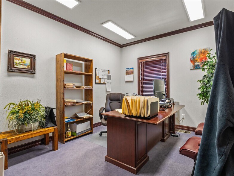 More Photos Of 800 Belford Ave, Grand Junction Office For Sale