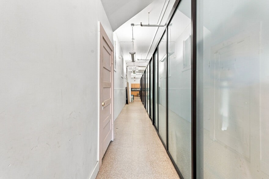 More Photos Of 734-740 Broadway, San Francisco Storefront Retail Residential For Sale