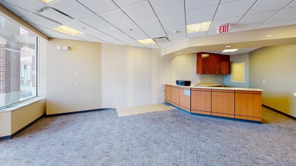 More Photos Of 1720-1790 W Golf Rd, Mount Prospect Unknown For Lease