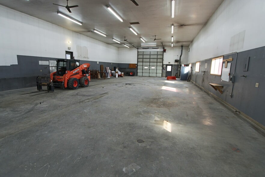 More Photos Of 2765 US Highway 2 W, Kalispell Industrial For Sale