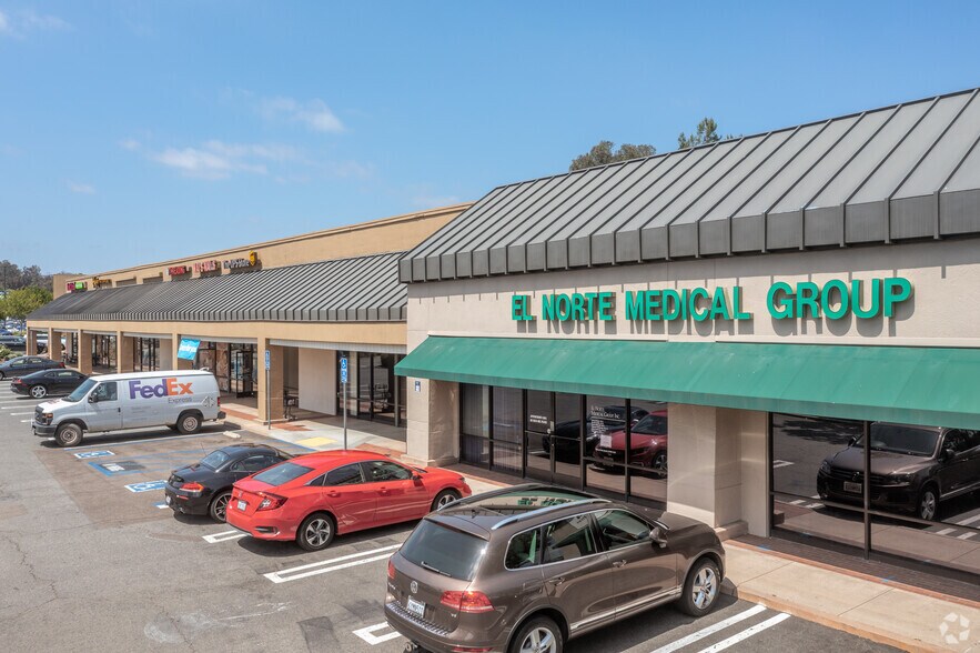 More Photos Of 302-362 W El Norte Pky, Escondido Unknown For Lease