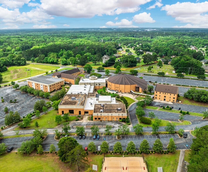 More Photos Of 551 New Hope Rd, Fayetteville Religious Facility For Sale