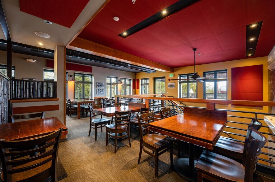 More Photos Of 1011 Harris Ave, Bellingham Restaurant For Sale