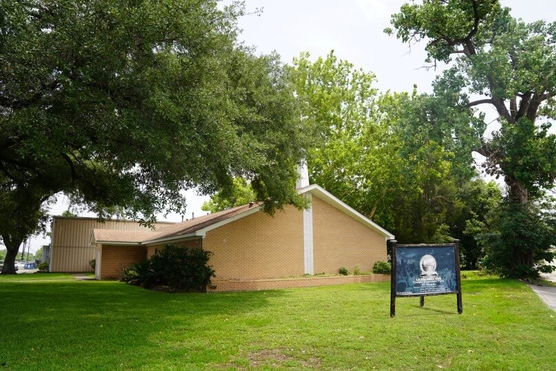 More Photos Of 8430 Airline Dr, Houston Religious Facility For Sale