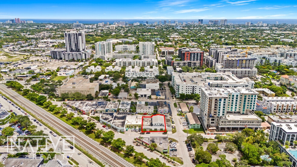 More Photos Of 702-706 NE 1st Ave, Fort Lauderdale Restaurant For Lease