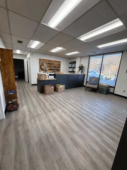 More Photos Of 2970 S West Temple, Salt Lake City Flex For Sale