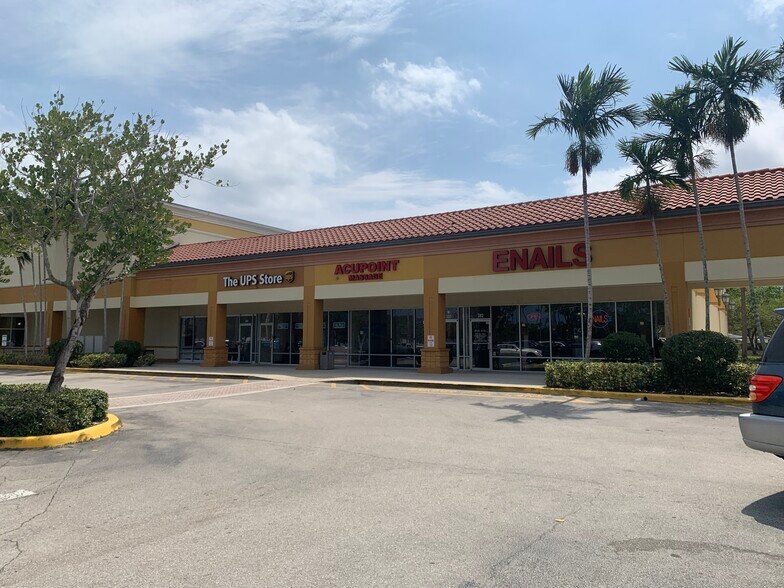 More Photos Of 370-388 Northlake Blvd, North Palm Beach Unknown For Lease