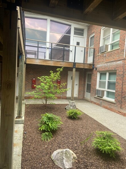 More Photos Of 3382 Harvard Rd, Royal Oak Apartments For Sale