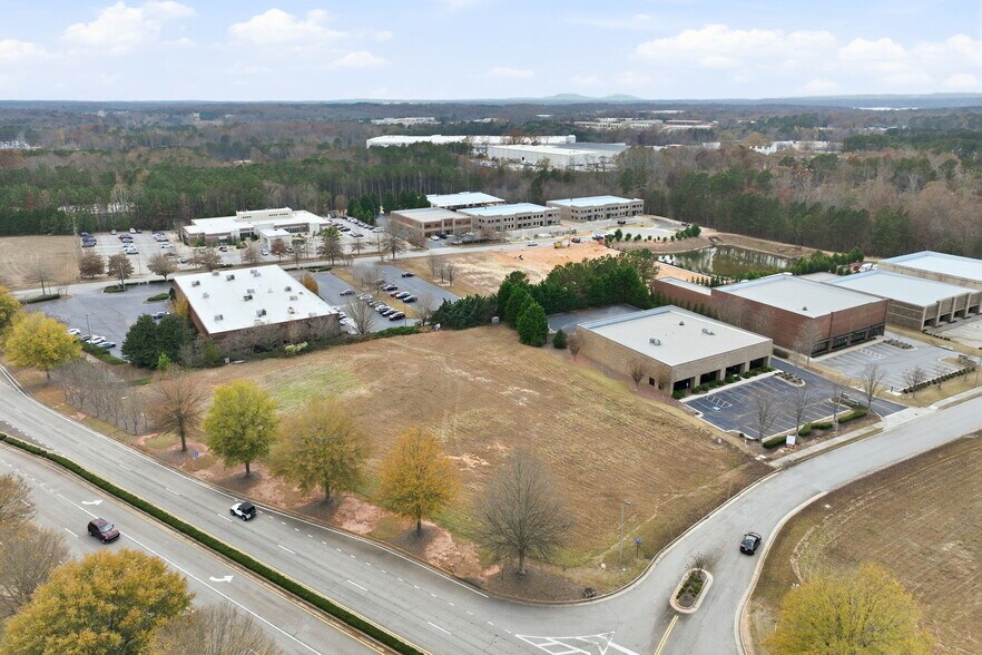 More Photos Of 4129 Industry Way, Flowery Branch Land For Lease