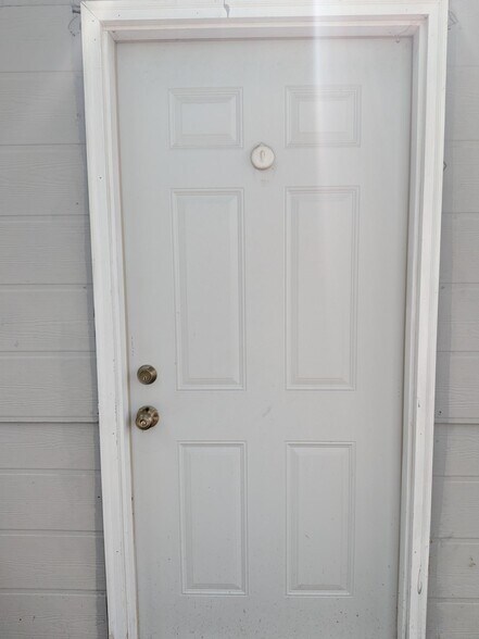 More Photos Of 9012 N Dixie Dr, Dayton Medical For Lease