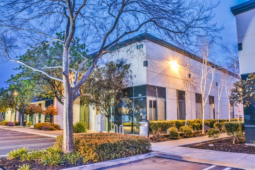 More Photos Of 131 Sand Creek Rd, Brentwood Research And Development For Lease