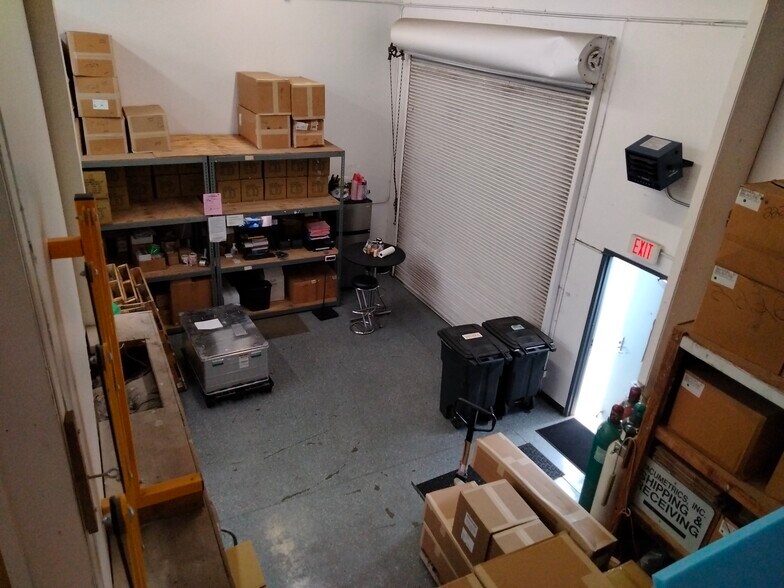 More Photos Of 4125 Market St, Ventura Light Manufacturing For Sale