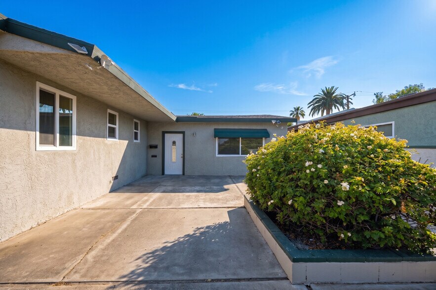 More Photos Of 1457 E Chapman Ave, Fullerton Office For Sale