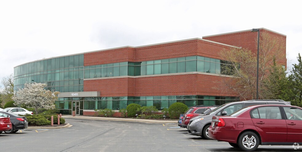 More Photos Of 10411 Corporate Dr, Pleasant Prairie Office For Lease