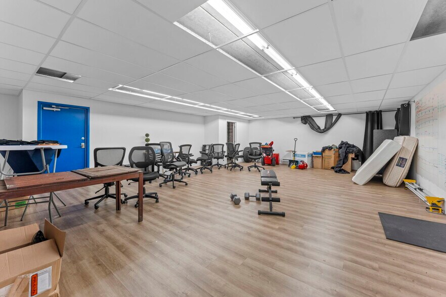 More Photos Of 4251 Nicollet Ave, Minneapolis Storefront Retail Office For Sale